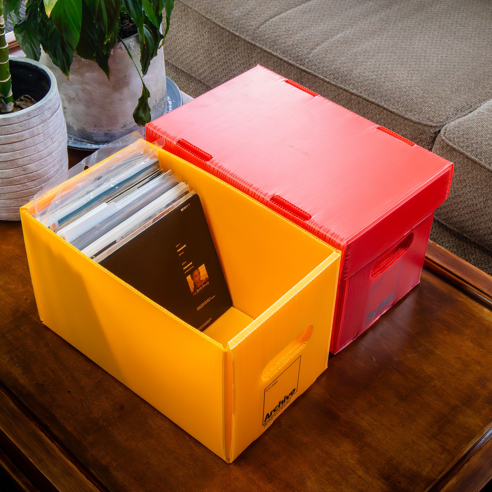Archival-safe 7"/ 45 RPM vinyl storage box, acid-free and stackable for long-term protection