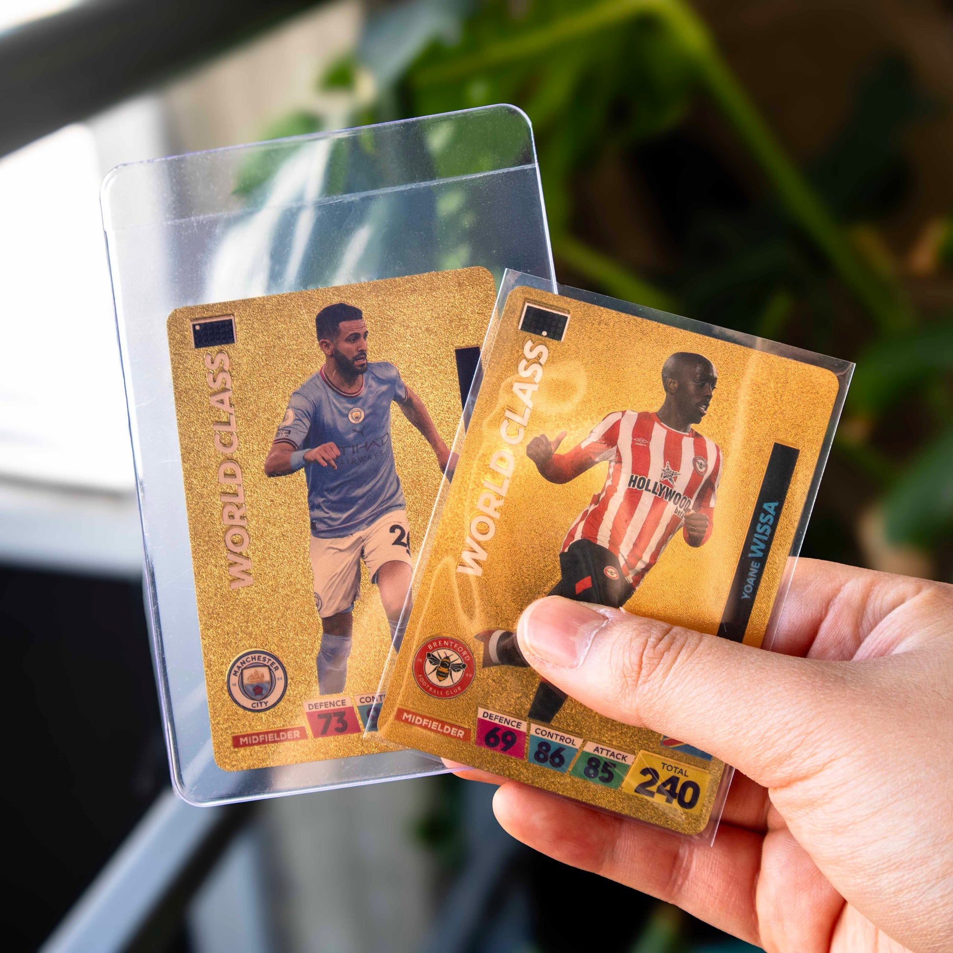 Card Penny/Soft Sleeves – close-up detail, trading card protection