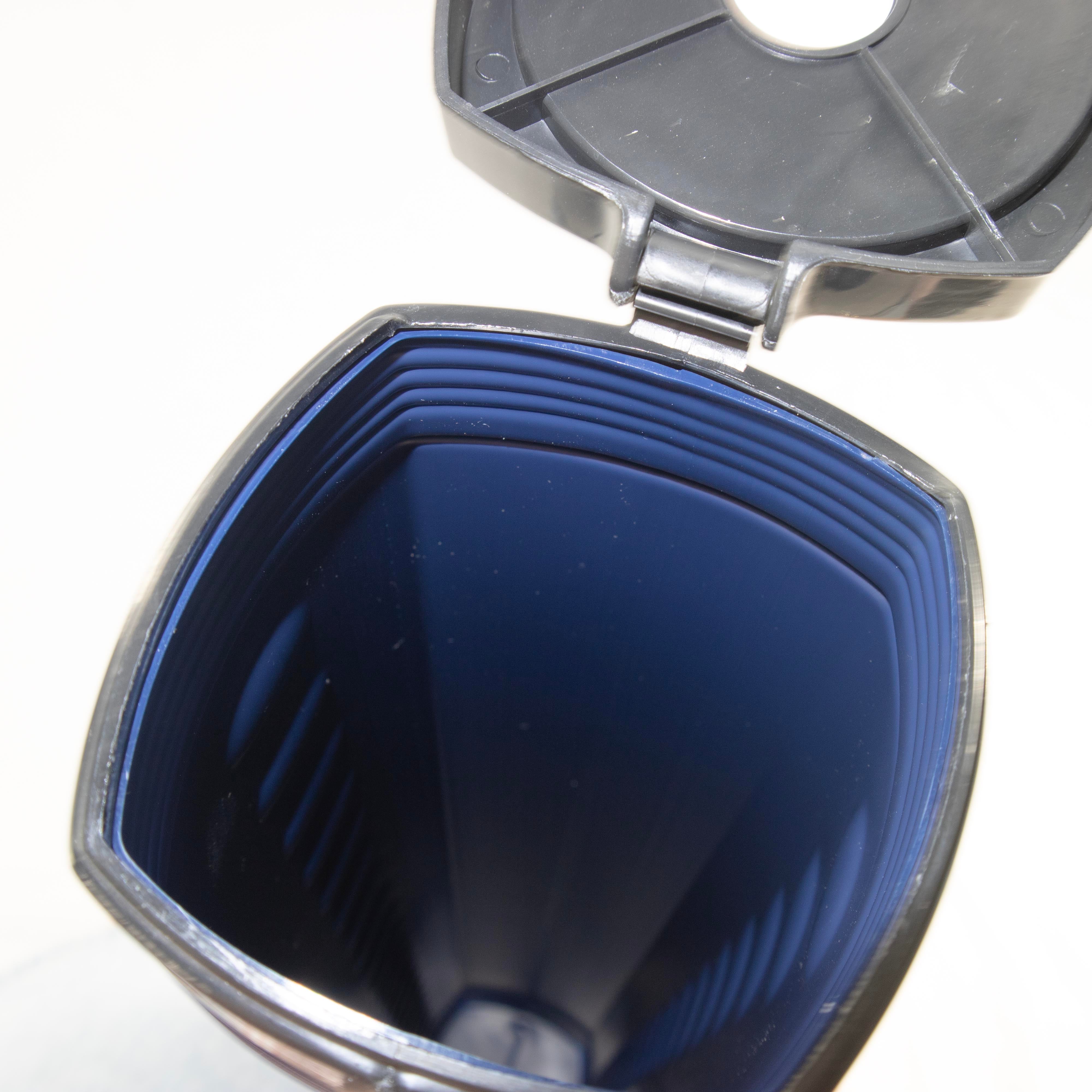 Poster storage tube with secure cap and protective casing