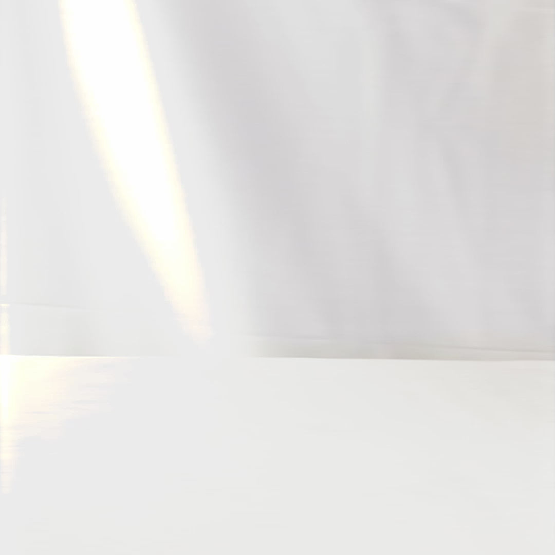 Load video: Sturdy, acid-free comic short box for organising and protecting your collection. Durable exterior with a secure lid to preserve your comics in pristine condition.