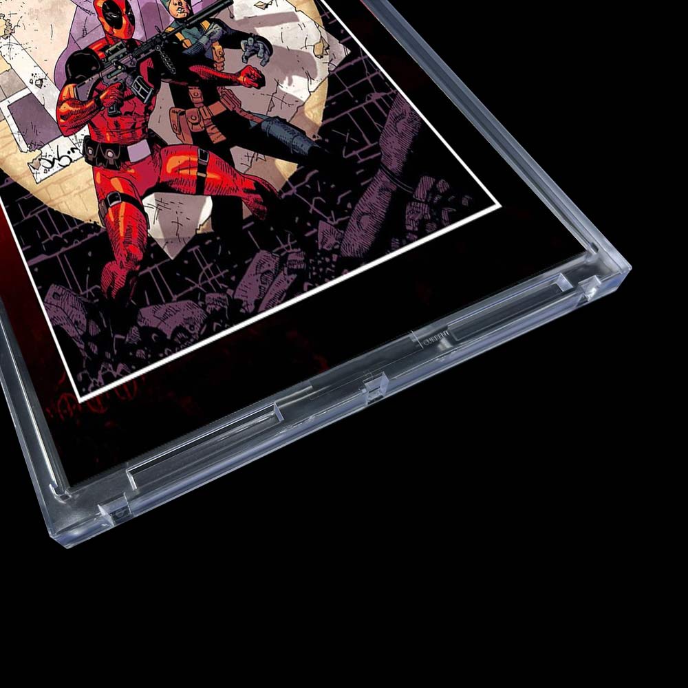 magnetic comic book holder display case strong plastic cover comic protection storage